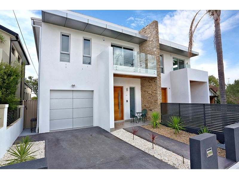 204 Old Kent Road, Greenacre NSW 2190