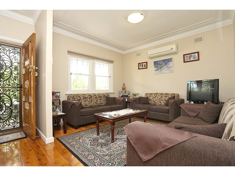 13 Birrong Avenue, Birrong NSW 2143