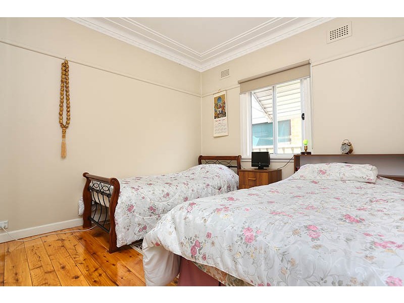 13 Birrong Avenue, Birrong NSW 2143