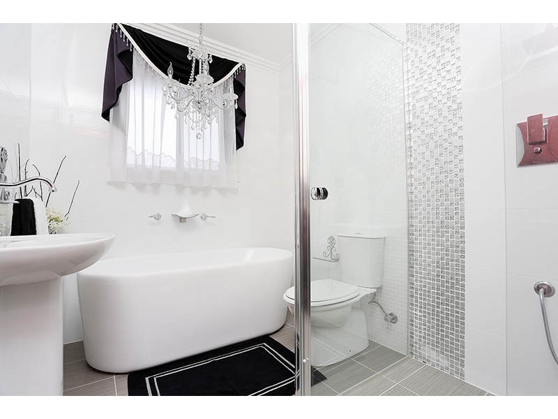 44 Old Kent Road, Greenacre NSW 2190