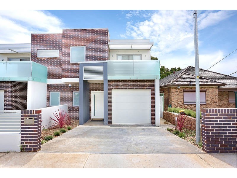 104 Rawson Road, Greenacre NSW 2190