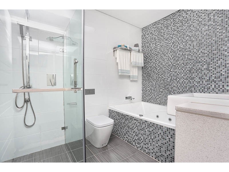 206 Noble Avenue, Greenacre NSW 2190