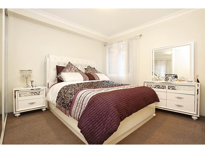 12/109-111 Meredith Street, Bankstown NSW 2200