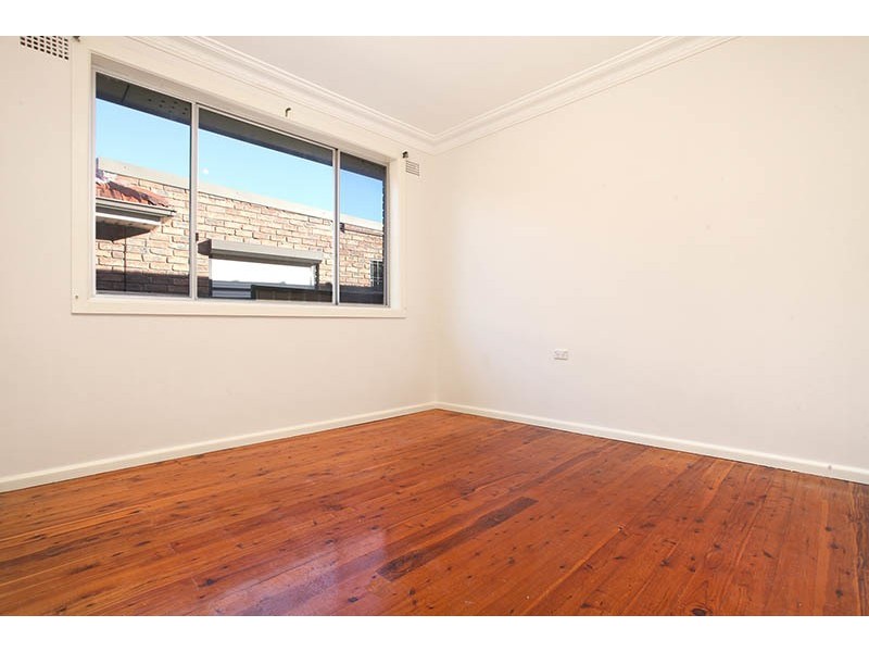 16 Maiden Street, Greenacre NSW 2190