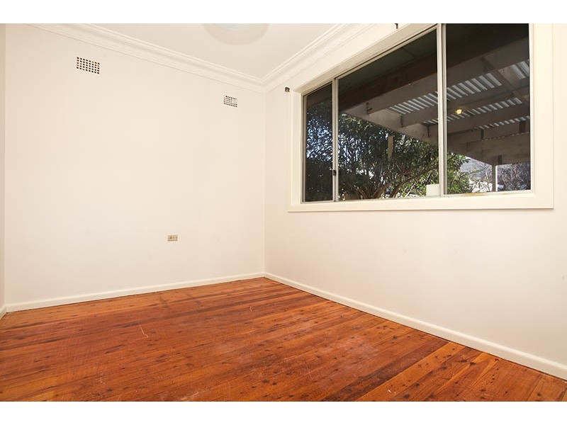 16 Maiden Street, Greenacre NSW 2190