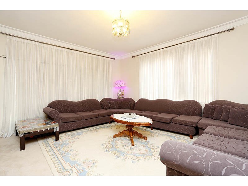 9 & 9A Oxford Avenue, Bankstown NSW 2200