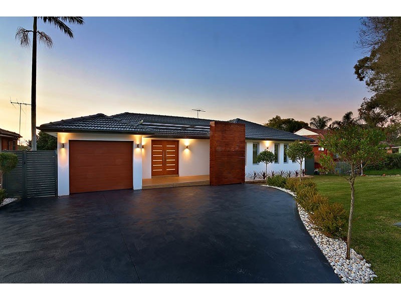 88 Oak Drive, Georges Hall NSW 2198