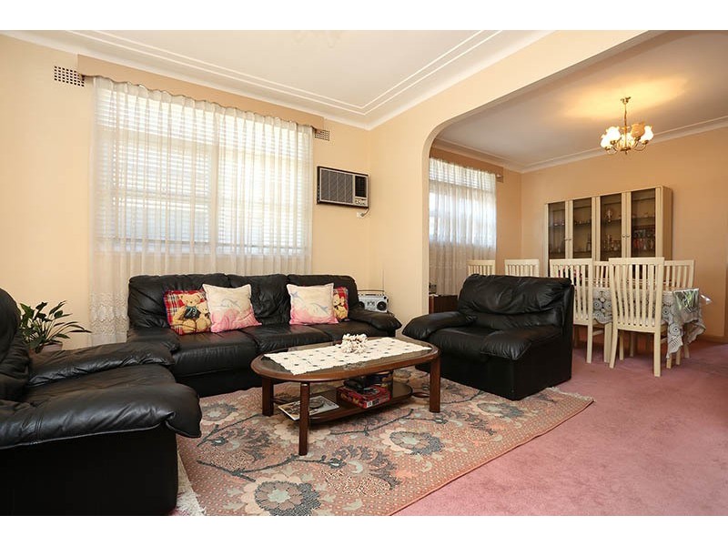 9 Clarke Street, Bass Hill NSW 2197