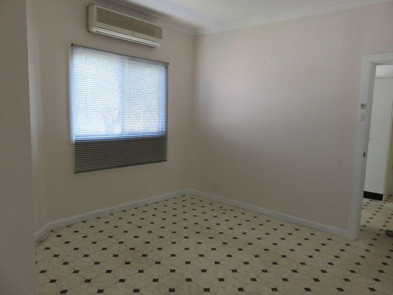 41 Legge Street, Roselands NSW 2196