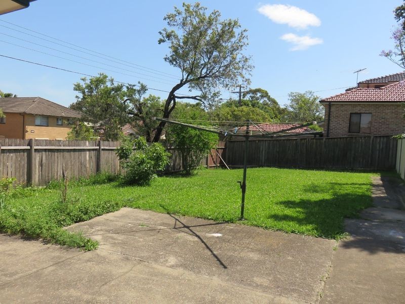 41 Legge Street, Roselands NSW 2196