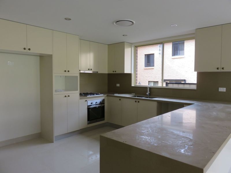 288 Noble Avenue, Greenacre NSW 2190