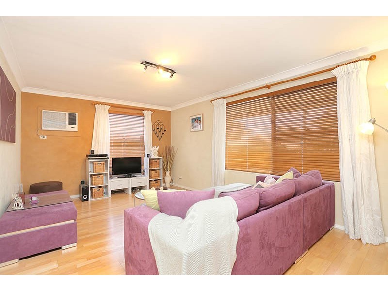 31 Foley Street, Georges Hall NSW 2198