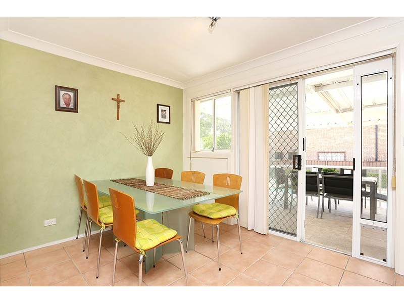 31 Foley Street, Georges Hall NSW 2198