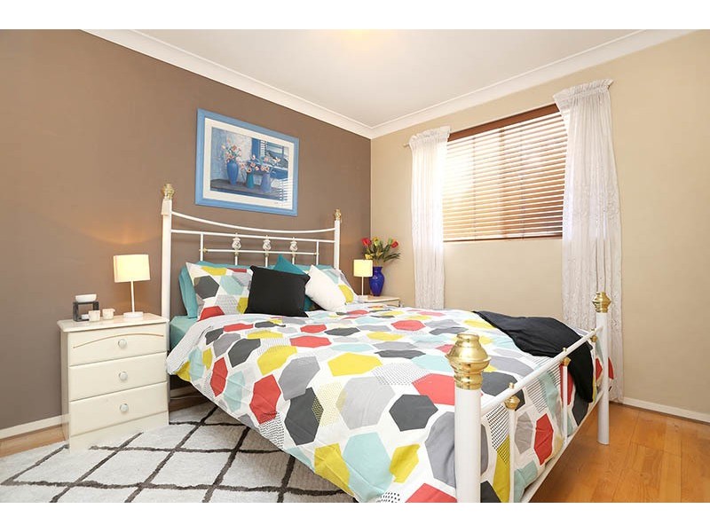 31 Foley Street, Georges Hall NSW 2198