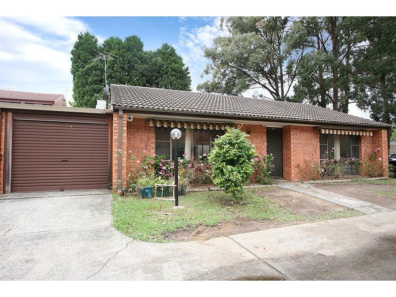 12/37-41 Boronia Road, Greenacre NSW 2190