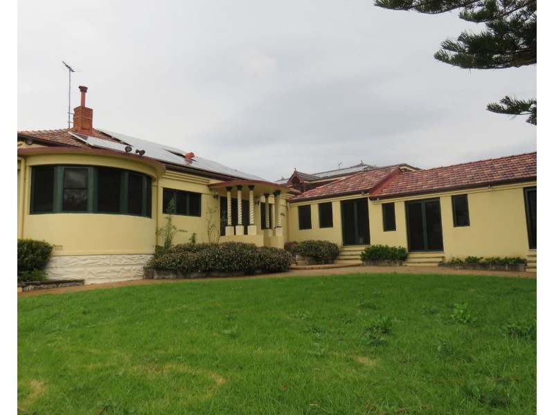 4 Yeran Street, Sylvania NSW 2224