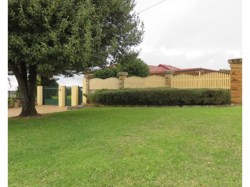 4 Yeran Street, Sylvania NSW 2224