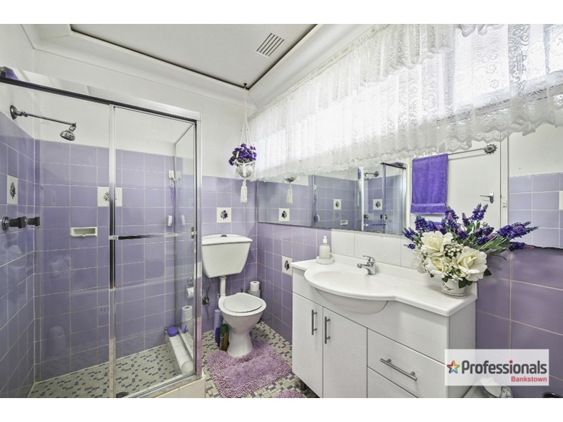 8 Eric Avenue, Bass Hill NSW 2197