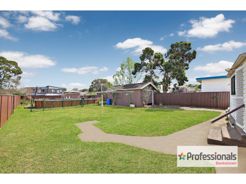 4 Fifth Avenue, Condell Park NSW 2200