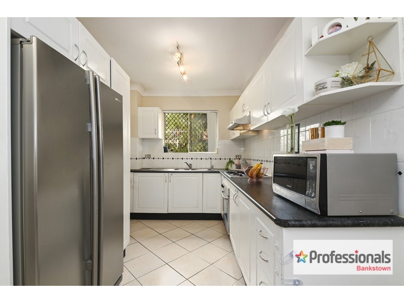 1/78 Brancourt Avenue, Yagoona NSW 2199