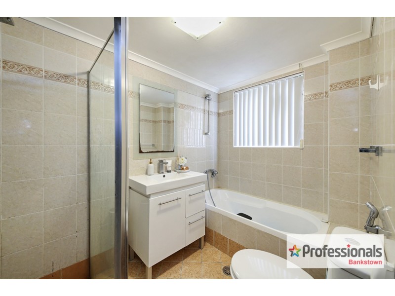 1/78 Brancourt Avenue, Yagoona NSW 2199