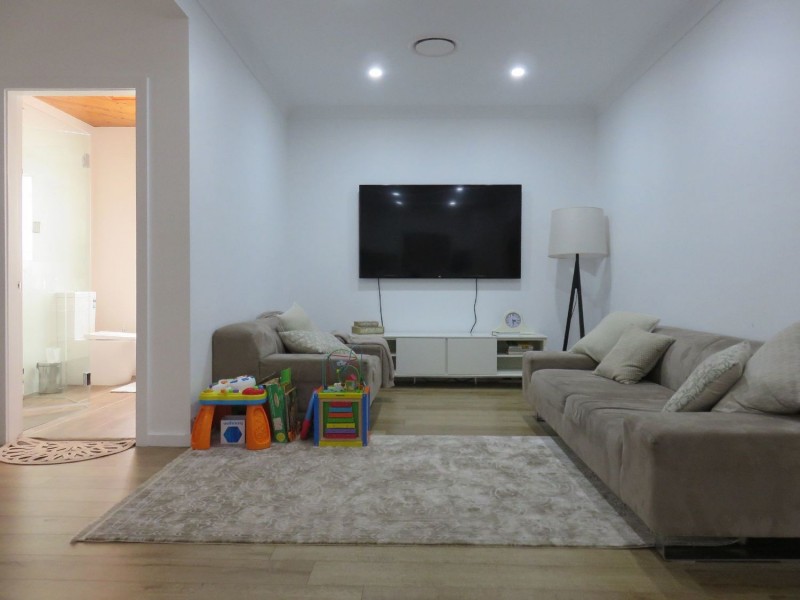 54 Beale Street, Georges Hall NSW 2198