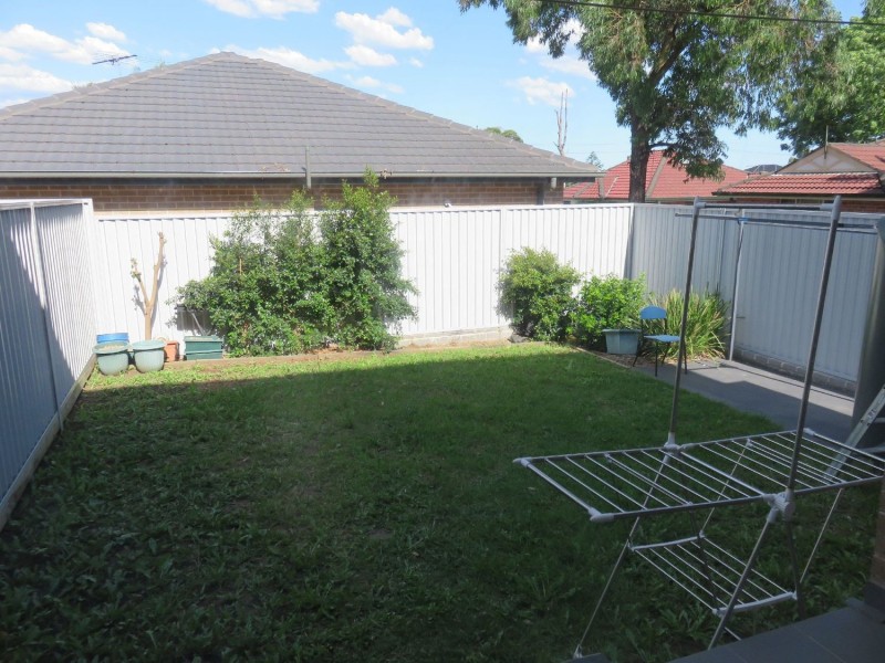 2/48-50 Taylor Street, Condell Park NSW 2200