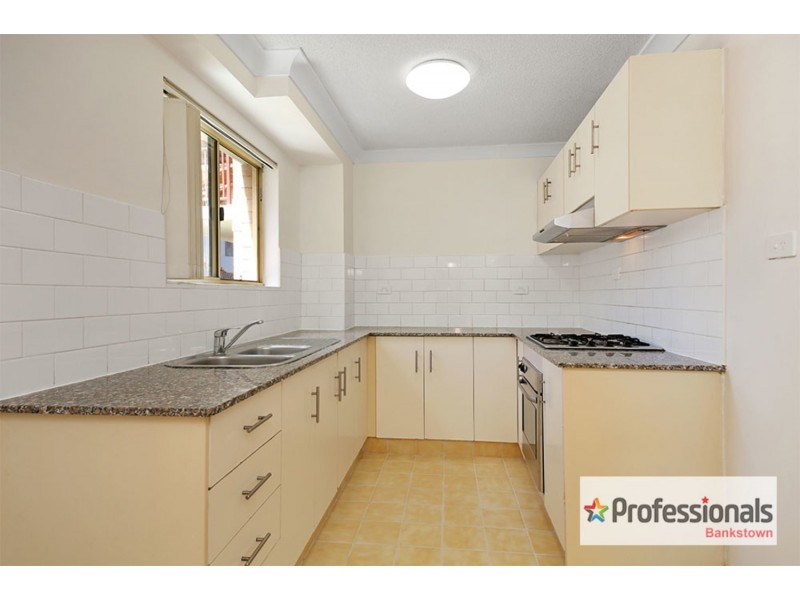 18/17-21 Stanley Street, Bankstown NSW 2200