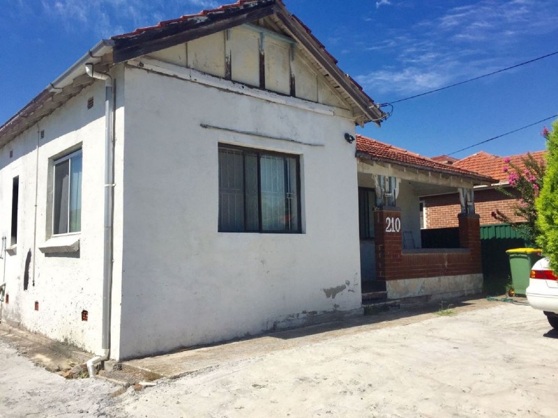 210 Canterbury Road, Revesby NSW 2212