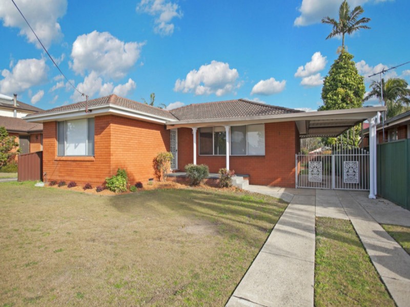 7 Bugden Avenue, Milperra NSW 2214