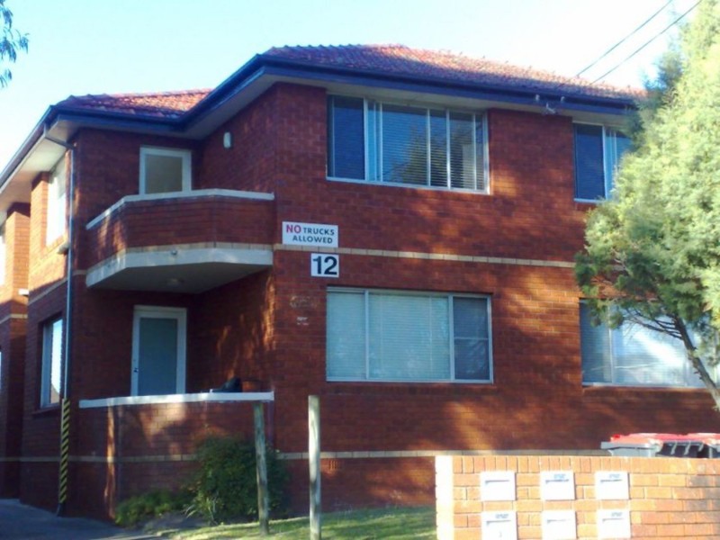 2/12 Broadway, Punchbowl NSW 2196