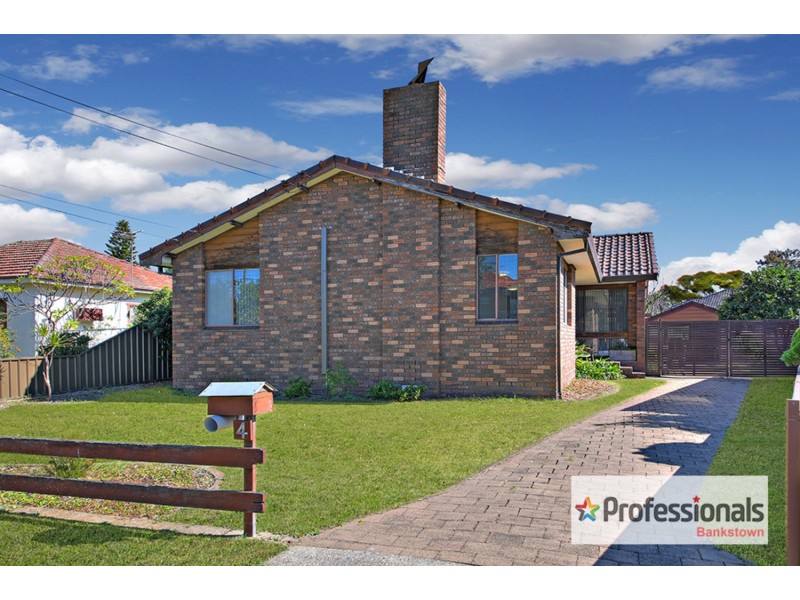 4 Ogmore Court, Bankstown NSW 2200