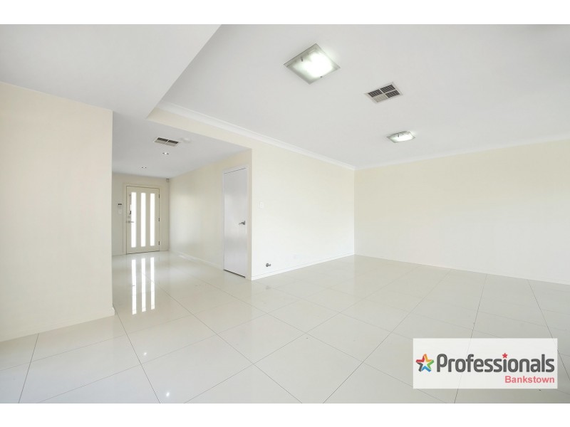 2/48-50 Taylor Street, Condell Park NSW 2200