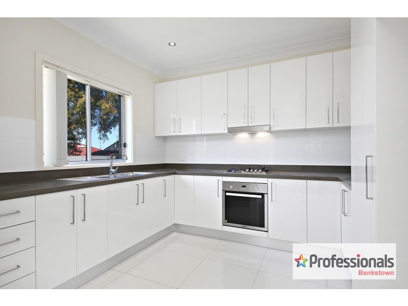 2/48-50 Taylor Street, Condell Park NSW 2200