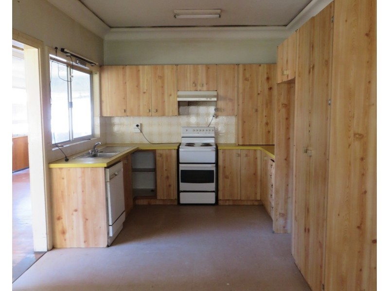 69 Highview Avenue, Greenacre NSW 2190