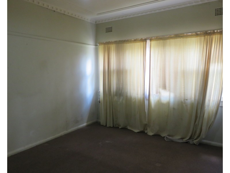 69 Highview Avenue, Greenacre NSW 2190