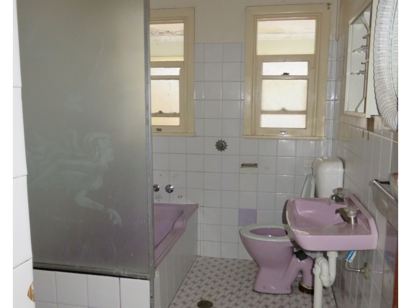 69 Highview Avenue, Greenacre NSW 2190