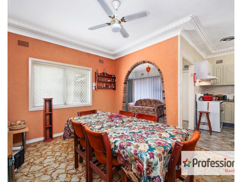 6 Waruda Street, Bankstown NSW 2200