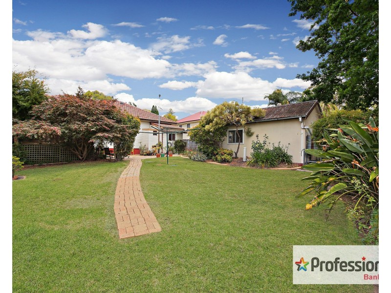 6 Waruda Street, Bankstown NSW 2200