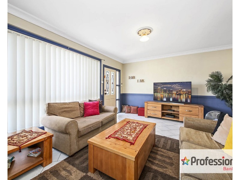 1/67 Gleeson Avenue, Condell Park NSW 2200