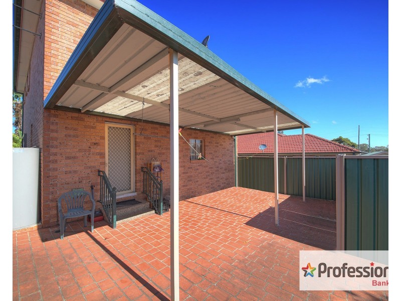 1/67 Gleeson Avenue, Condell Park NSW 2200