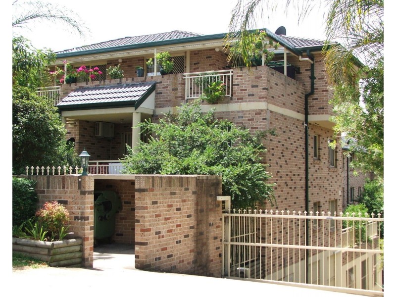 4/131 Meredith Street, Bankstown NSW 2200