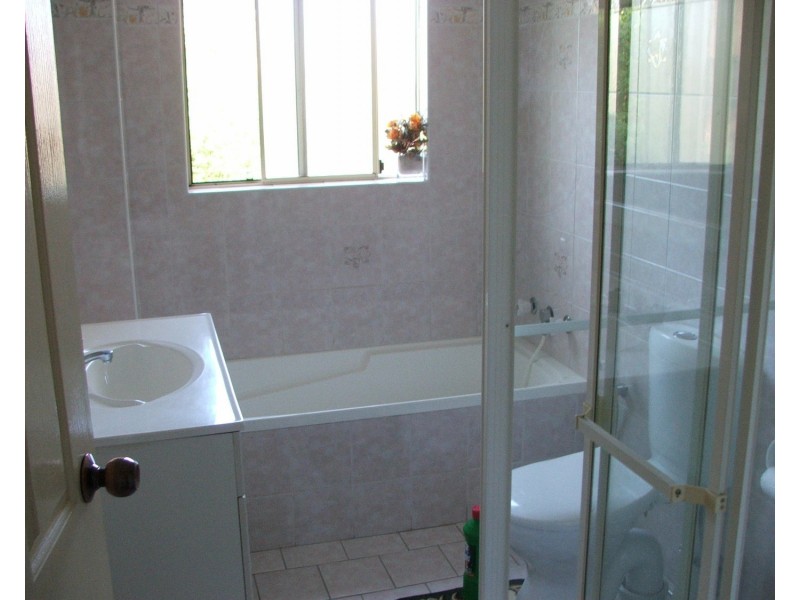 4/131 Meredith Street, Bankstown NSW 2200