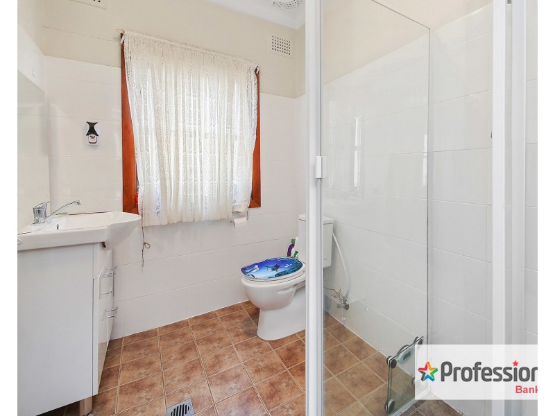 60 Simmat Avenue, Condell Park NSW 2200