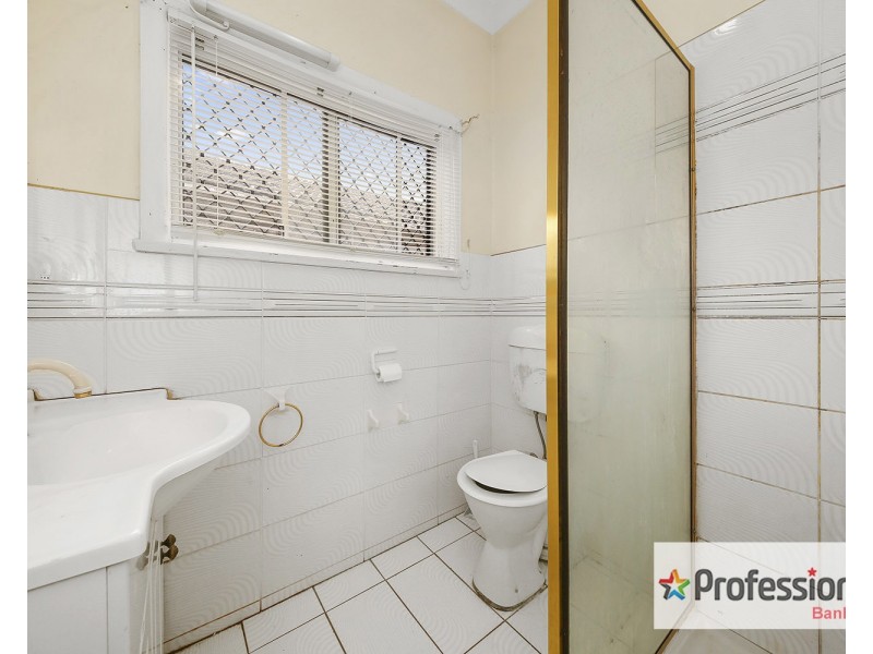 19 Daphne Avenue, Bankstown NSW 2200