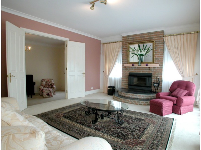 26 Telfer Road, Castle Hill NSW 2154