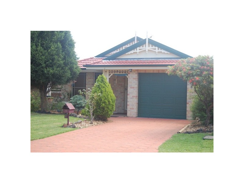 19 Kinchega Court, Wattle Grove NSW 2173