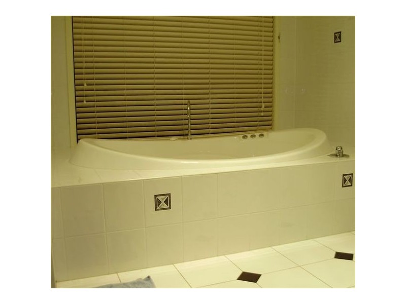 10 Northwood Place, Castle Hill NSW 2154