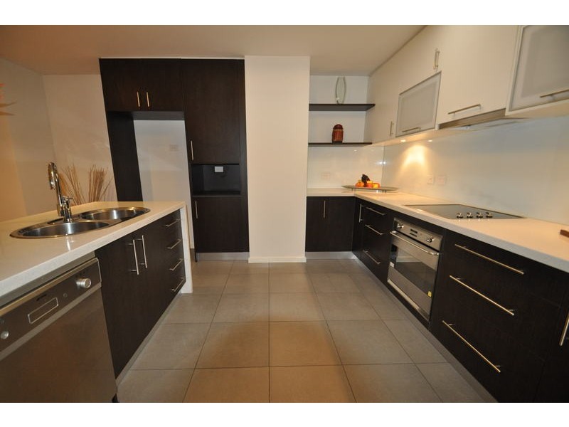 4/21 Ascot Vale Road, Flemington VIC 3031
