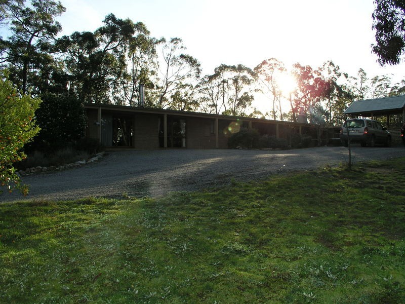 55 Wallaby Court, Garfield North VIC 3814